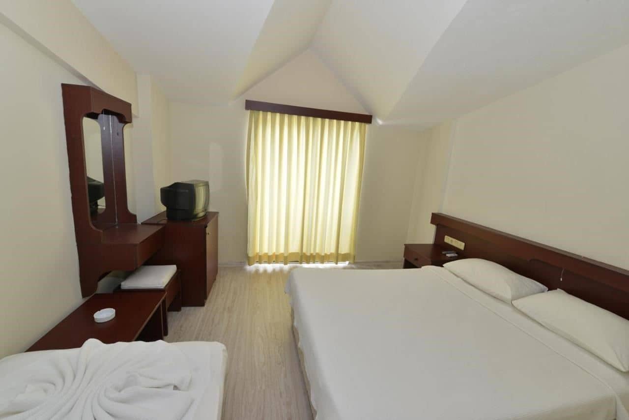 rooms-standard-room
