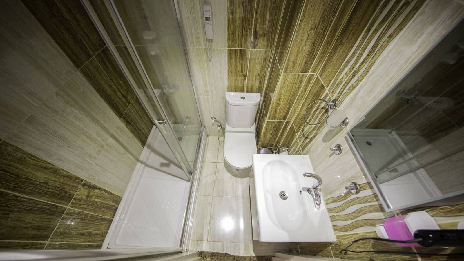 rooms-standard-room