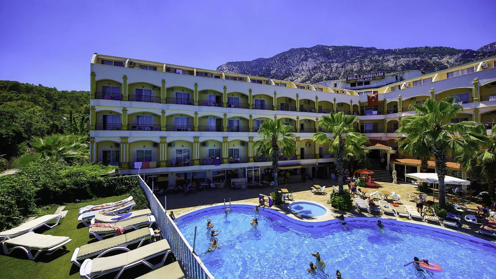 pools-outdoor-pool