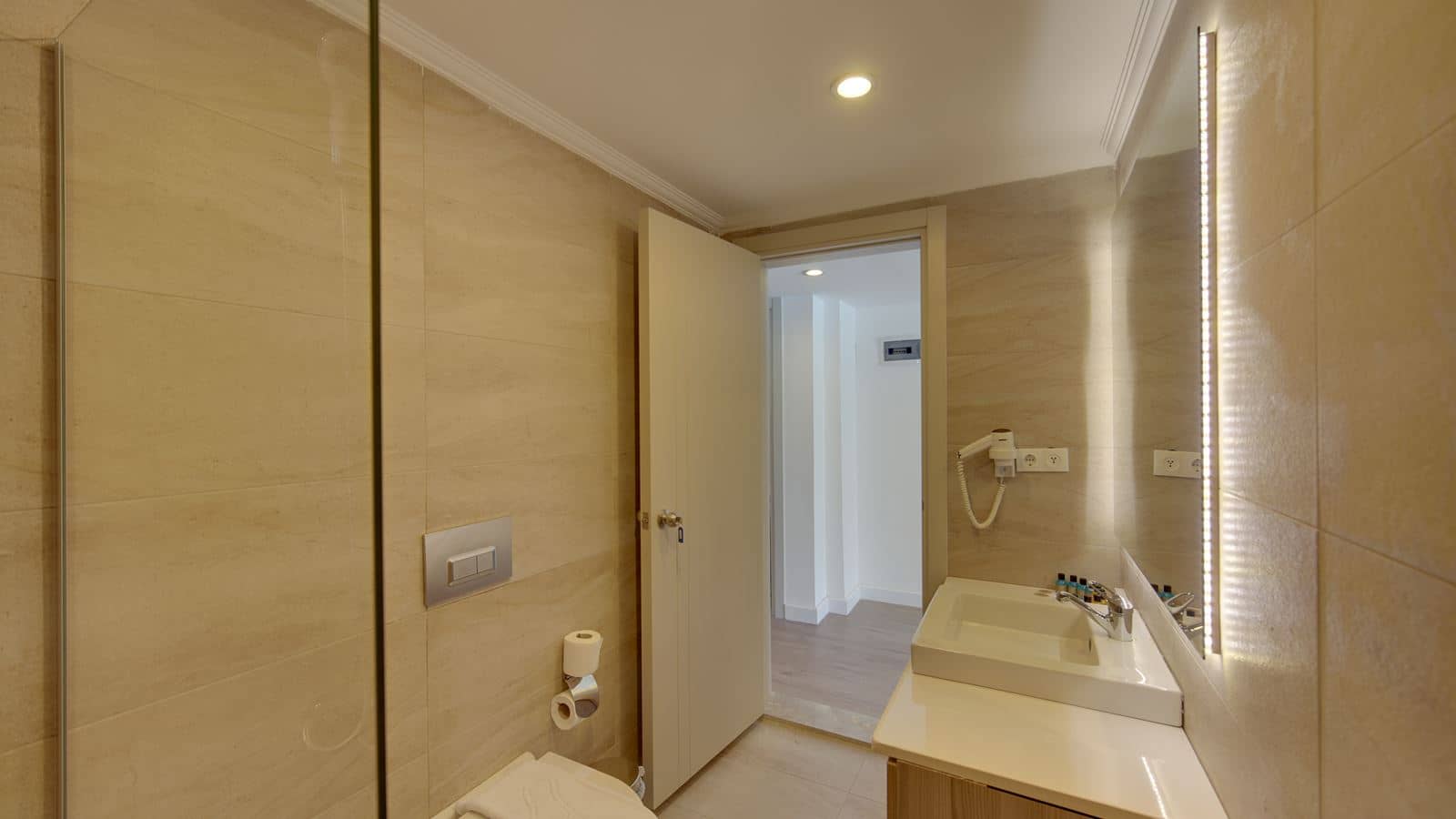 rooms-family-room