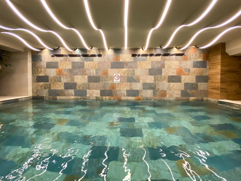 pools-indoor-pool