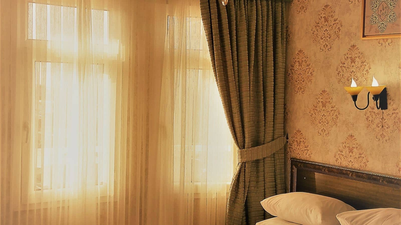 rooms-double-or-twin-deluxe