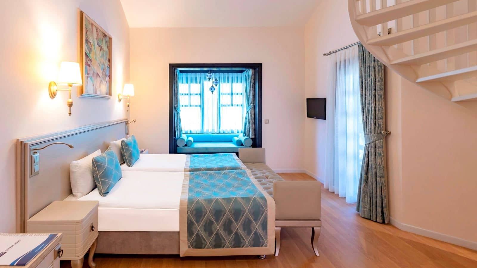 rooms-club-jacuzzi-dublex