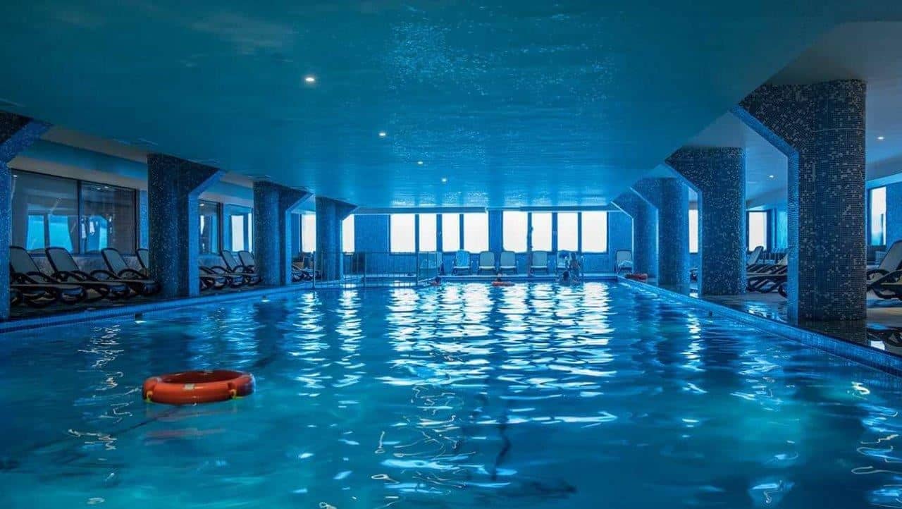 pools-indoor-pool