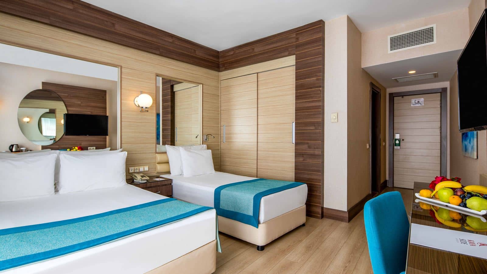 rooms-standart-room-land-view