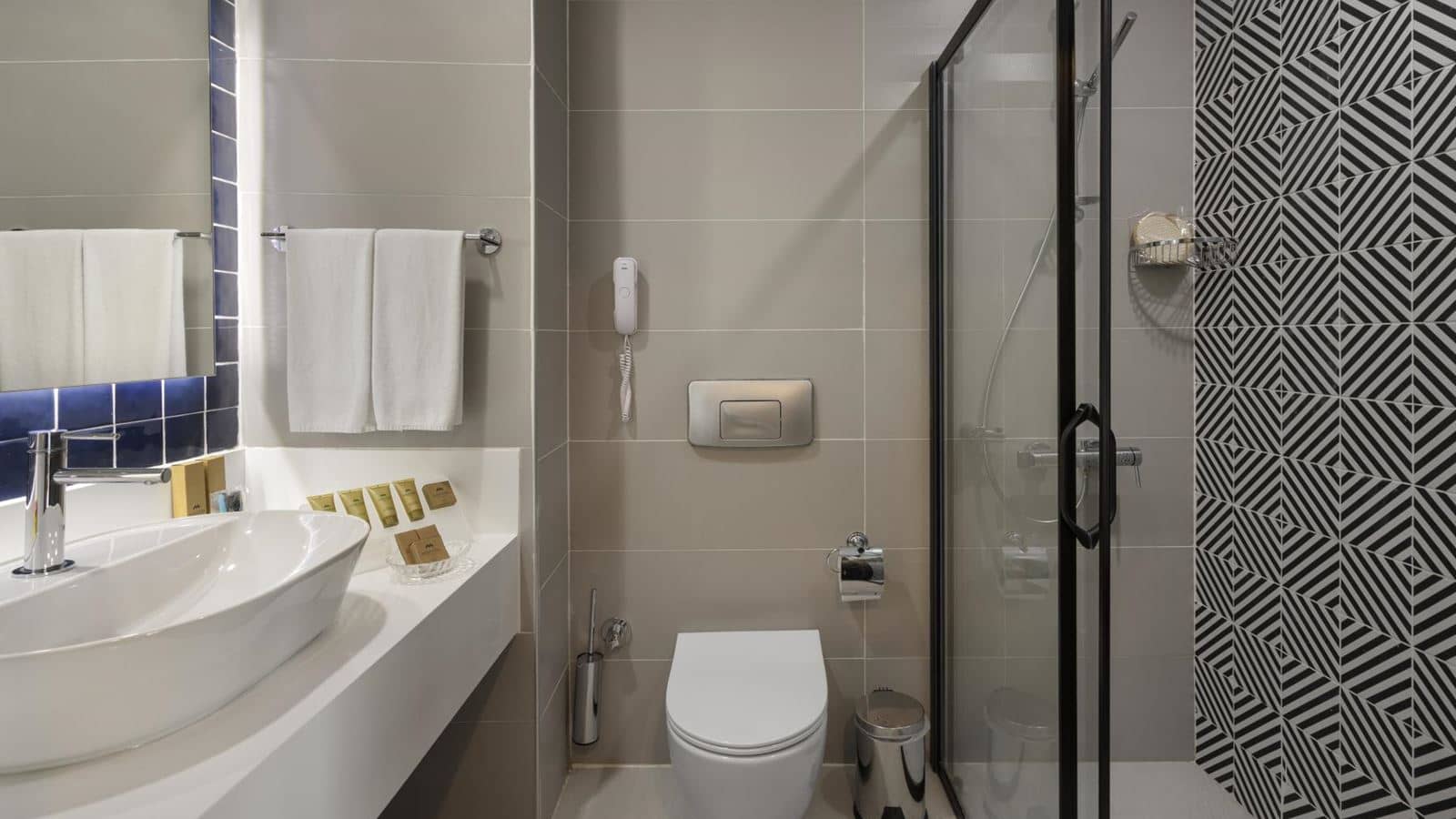 rooms-suite-room
