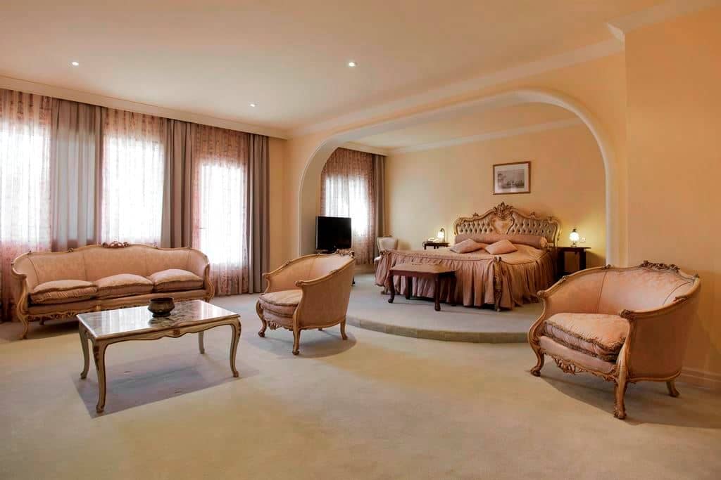 rooms-presidential-suit