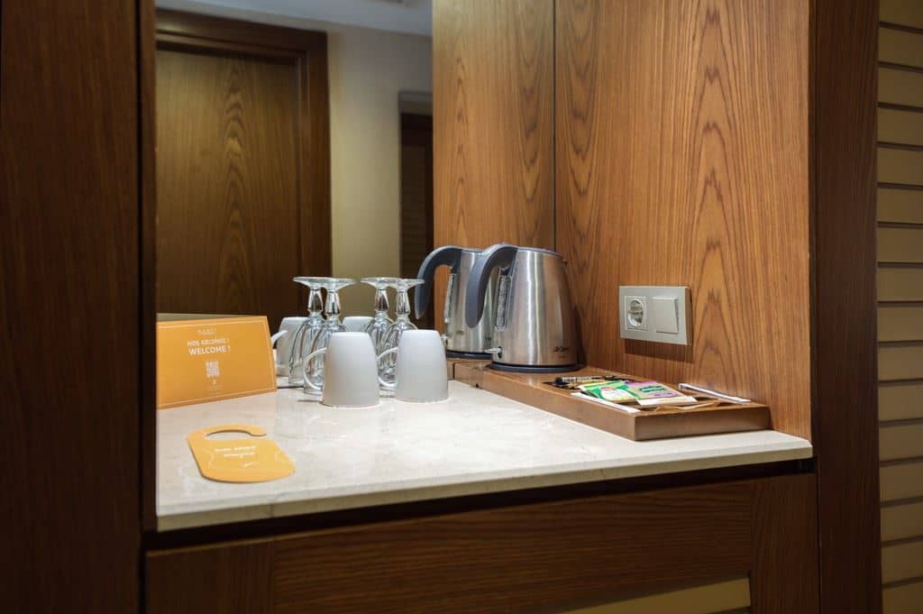 rooms-deluxe-room