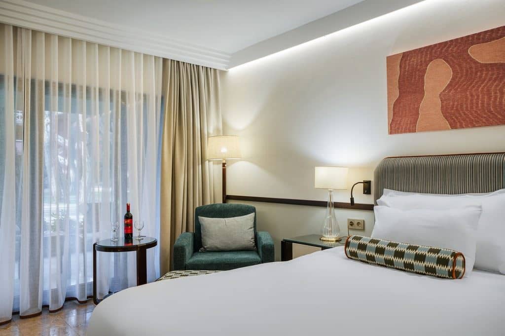rooms-premium-deluxe