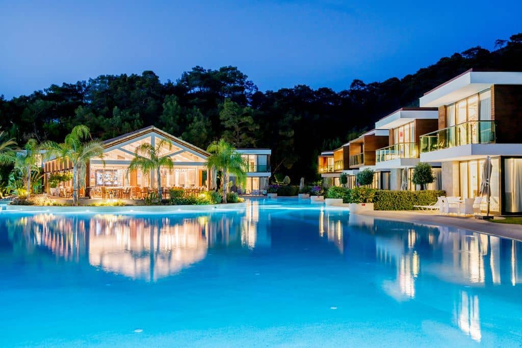 rooms-executive-villa