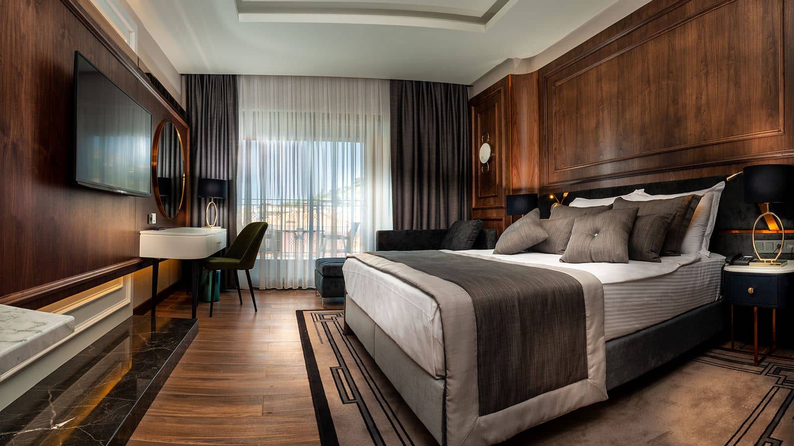 rooms-deluxe-room