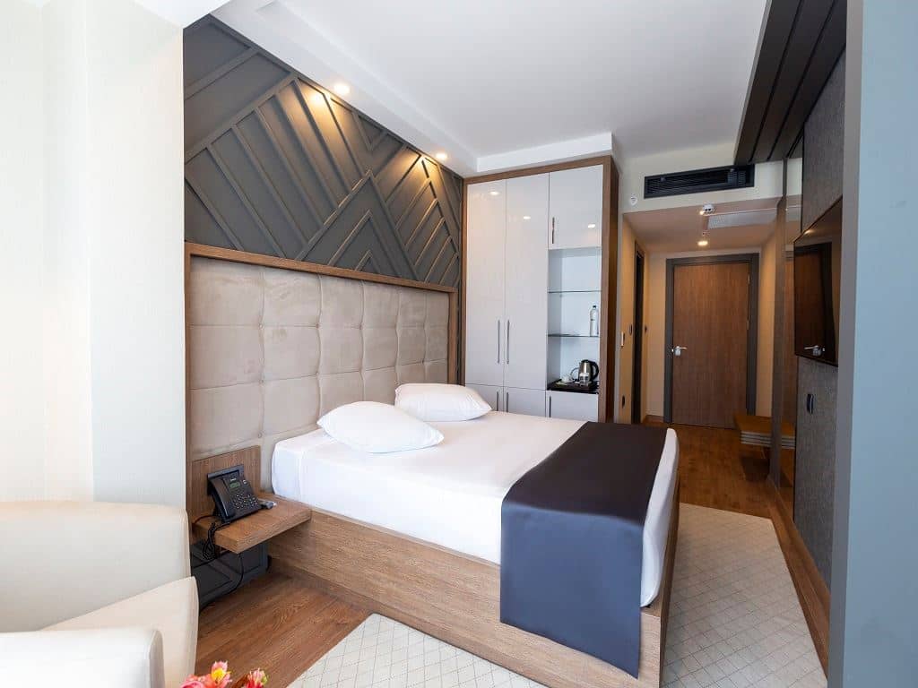 rooms-standard-room