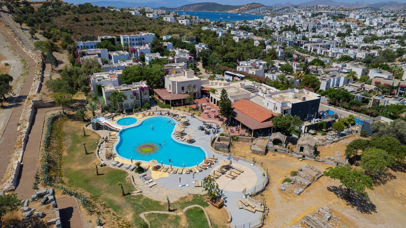 pools-outdoor-pool
