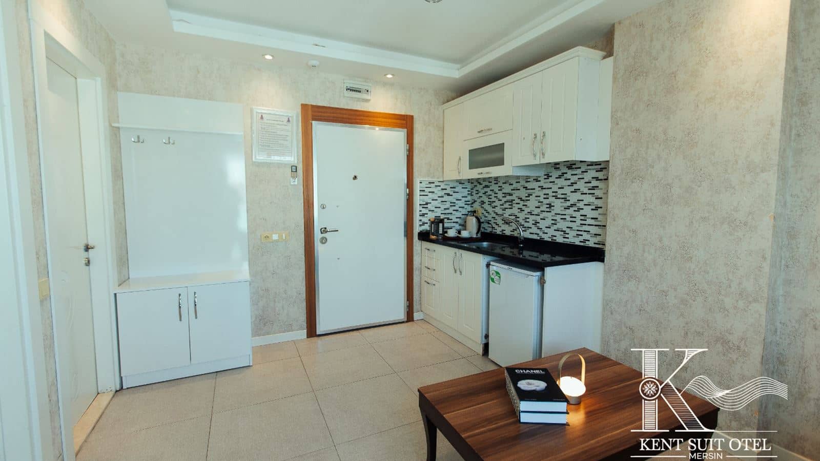 rooms-ekonomik-suit