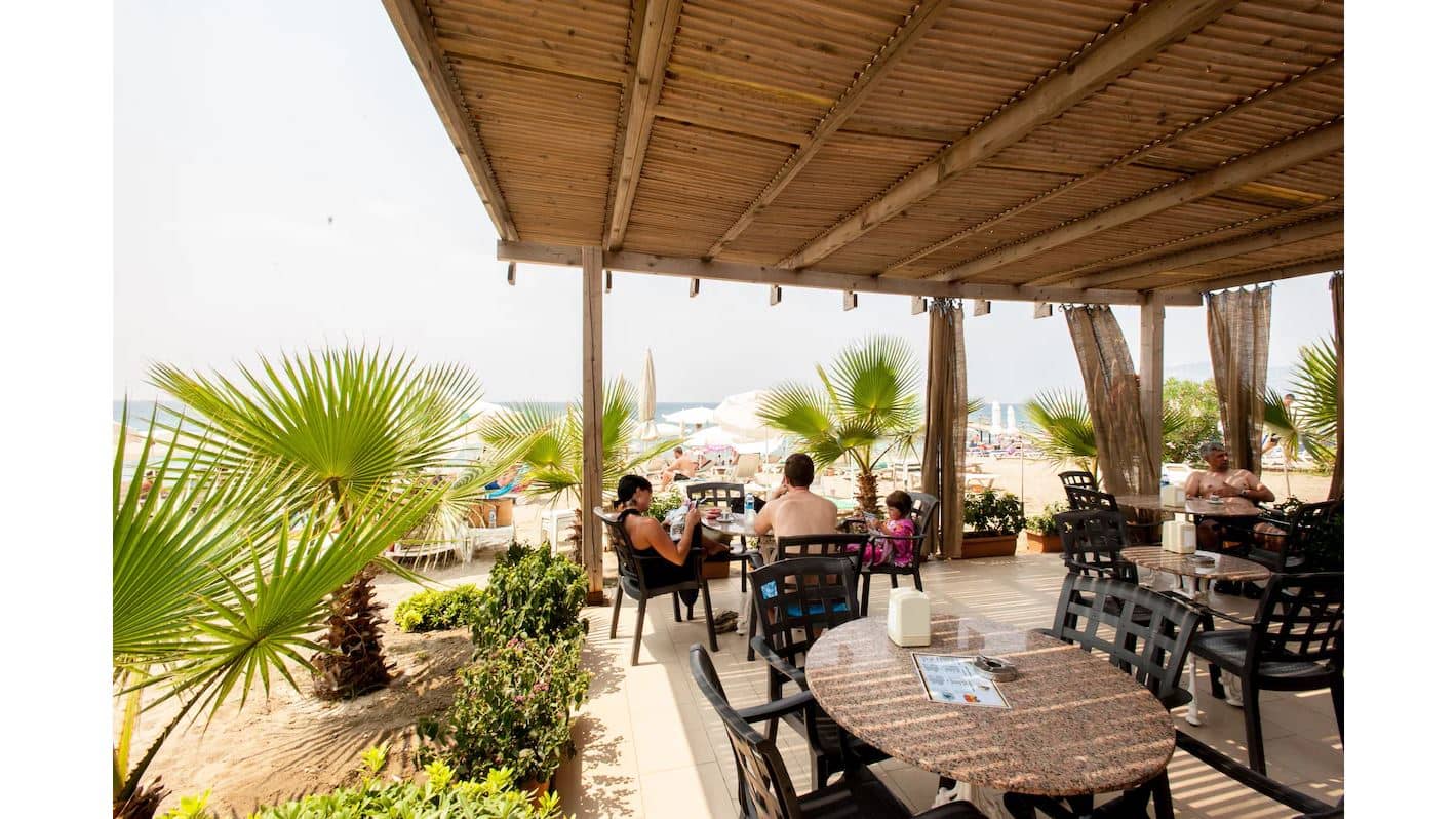 bars-beach-bar
