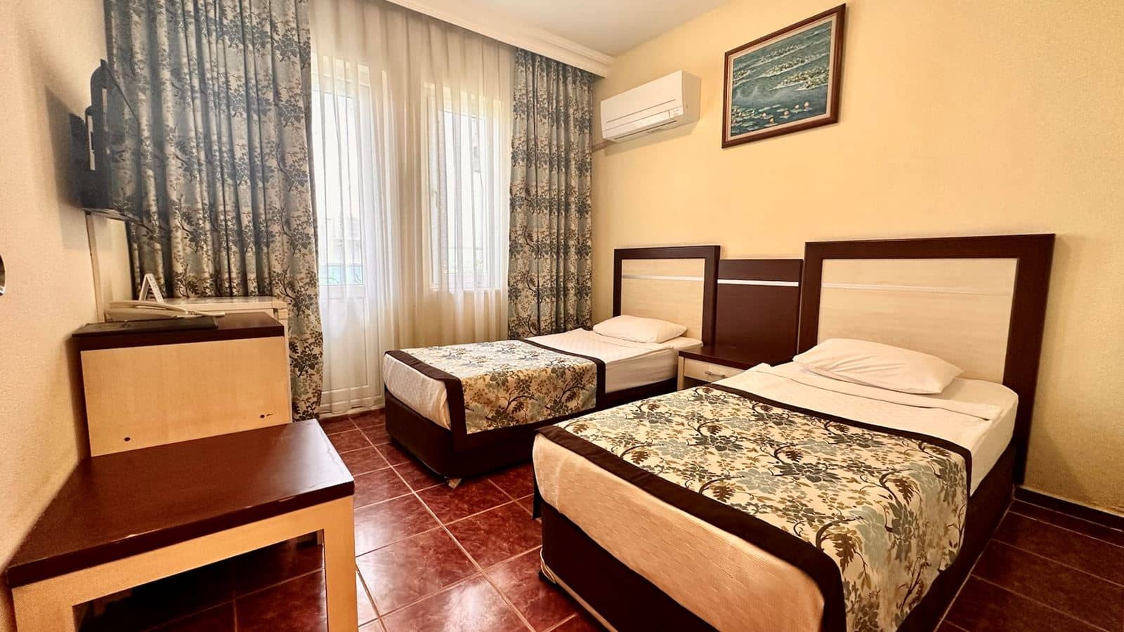 rooms-family-room