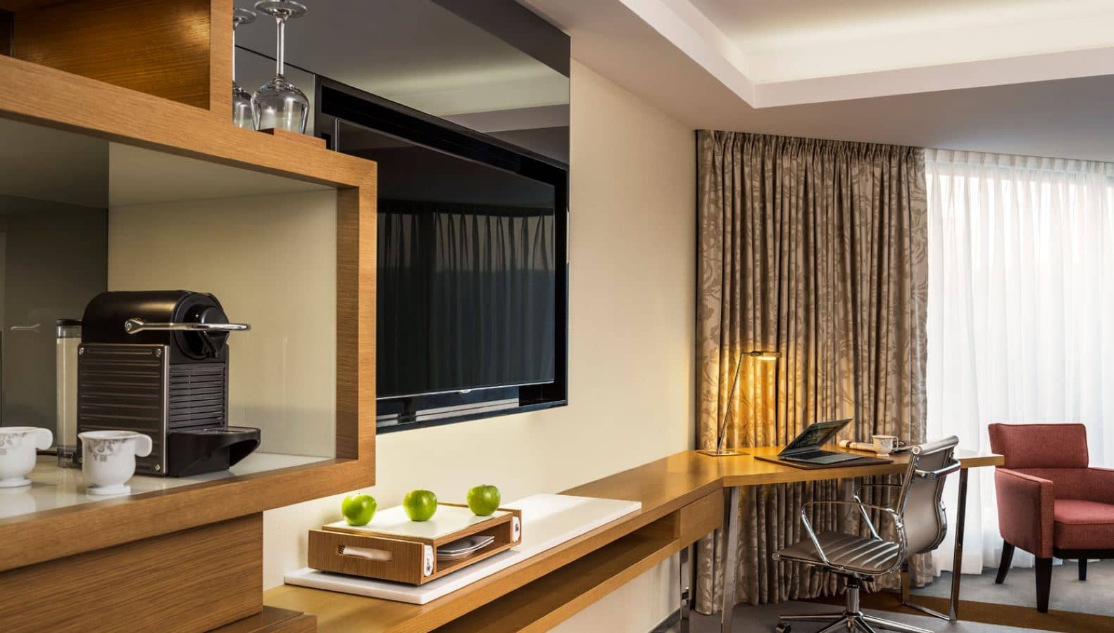 rooms-twin-executive-garden-view