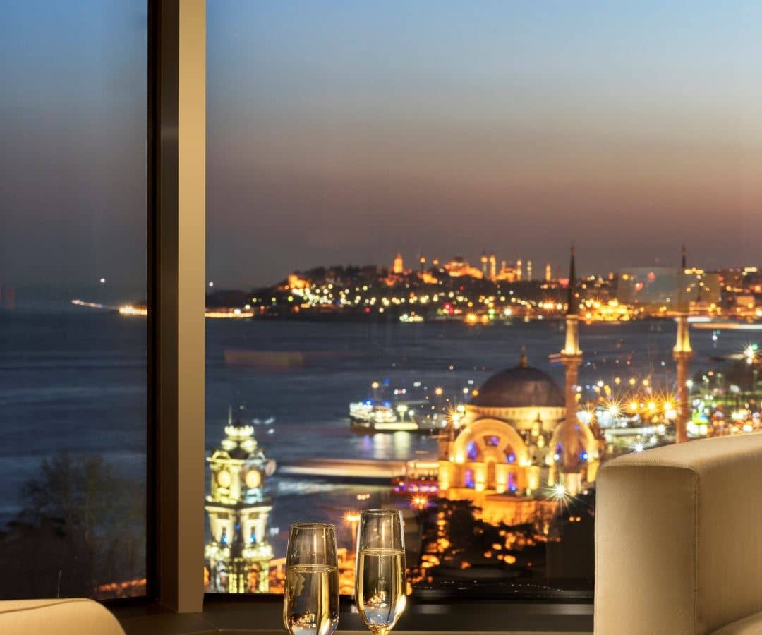 rooms-suite-two-bedrooms-with-terrace