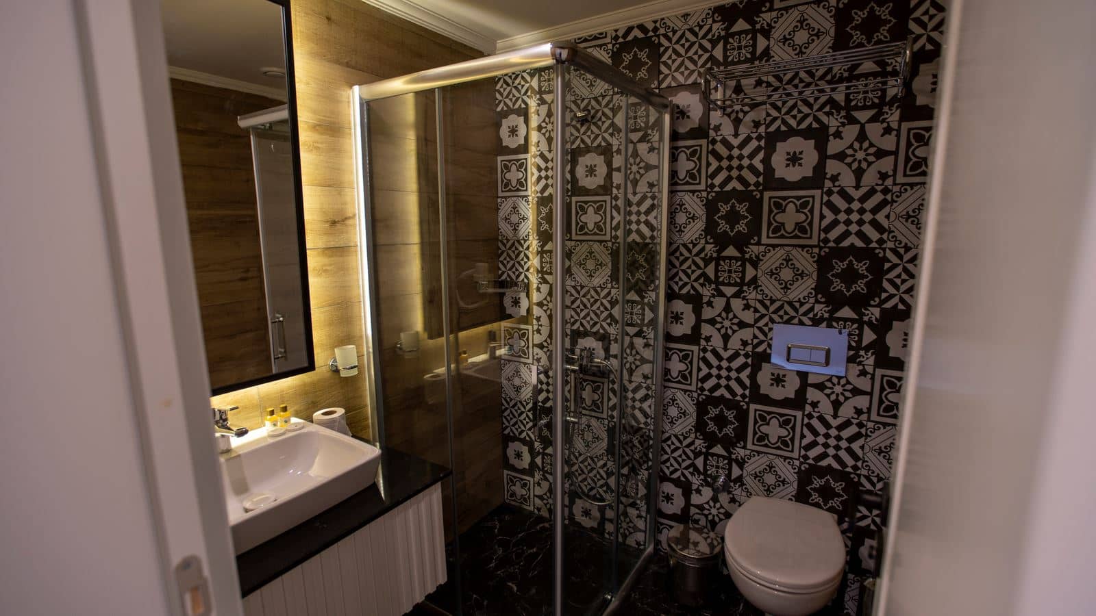 rooms-standard-room