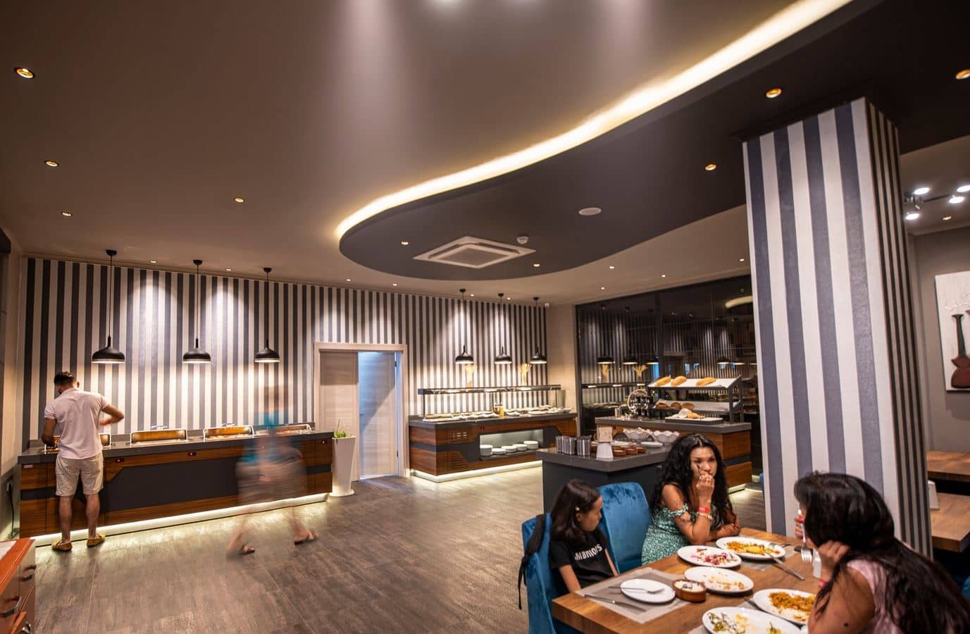 restaurants-mendos-garden-exclusive-restorant