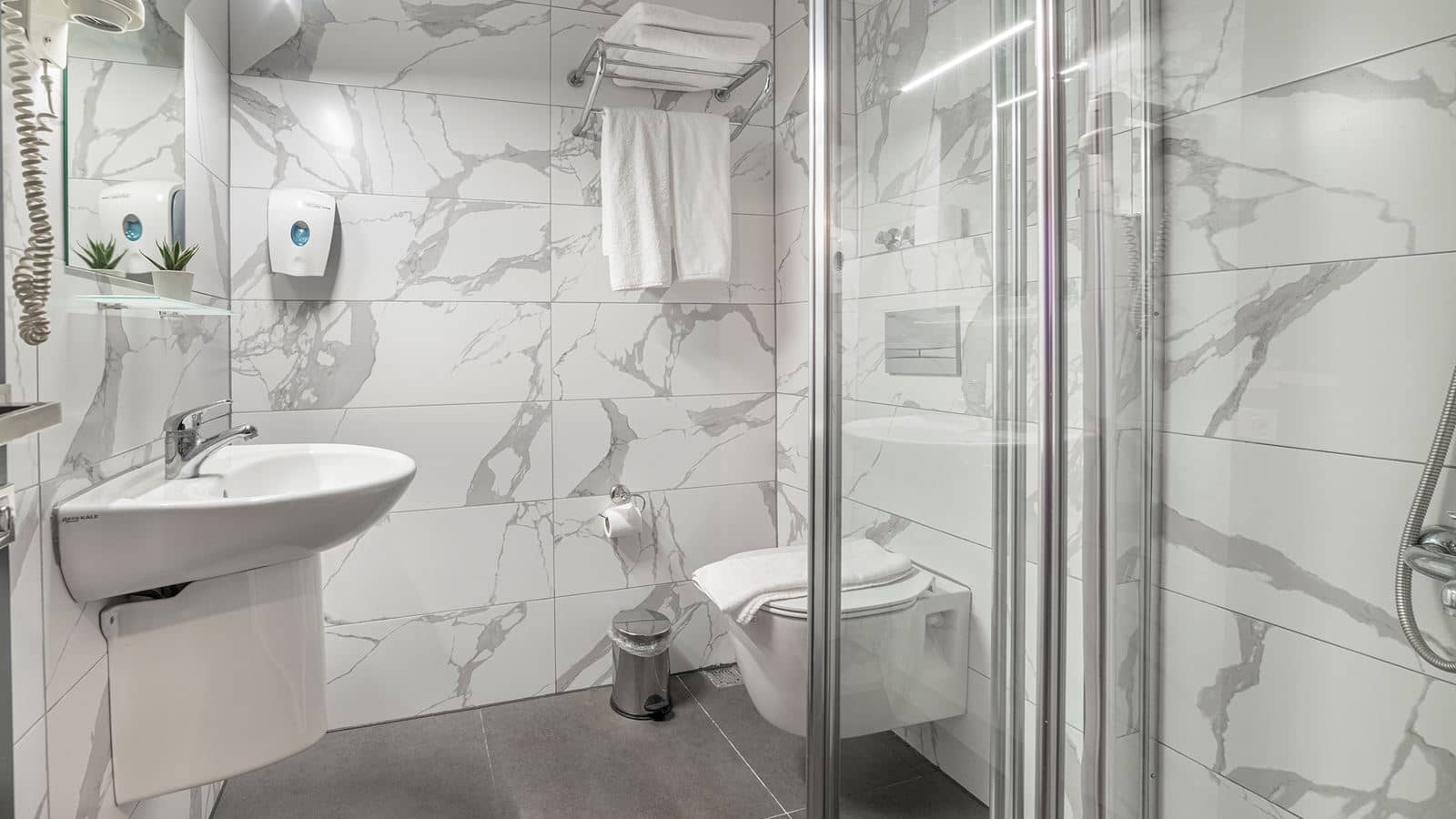 rooms-economy-room