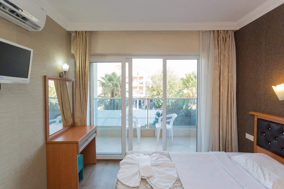 rooms-family-room
