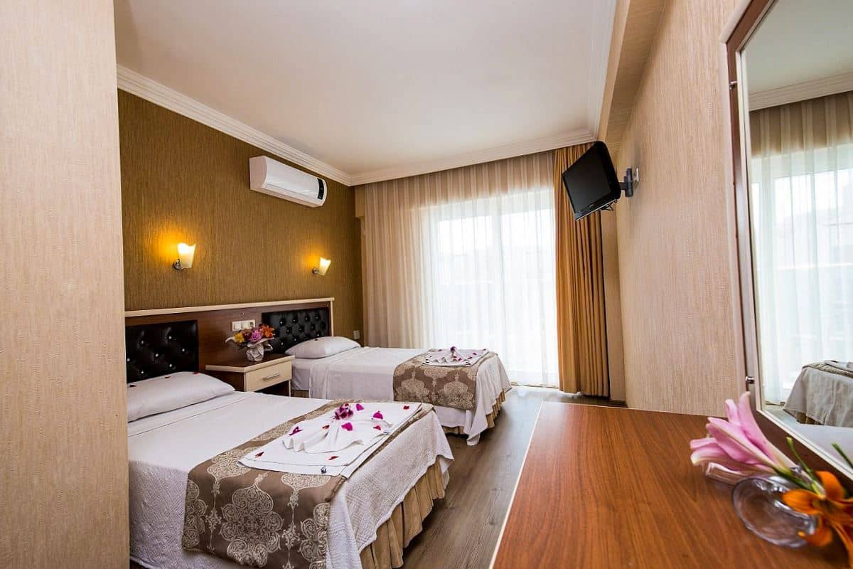 rooms-family-room