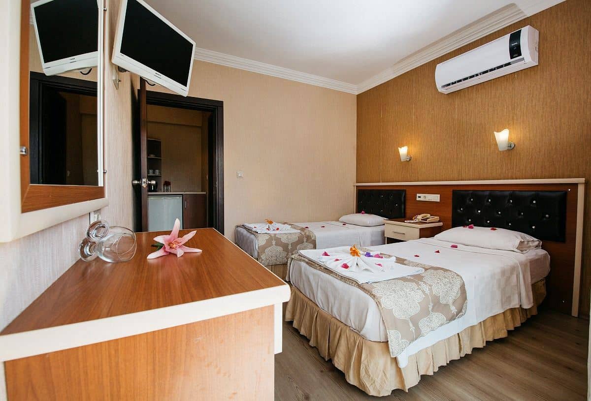 rooms-family-room