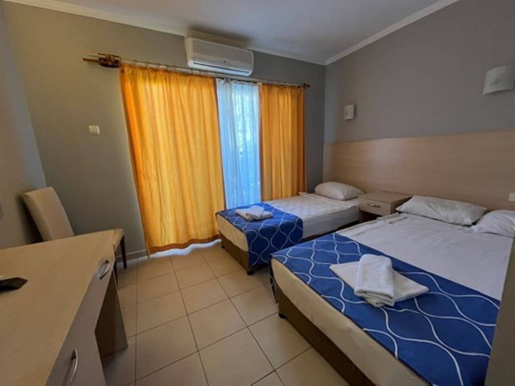 rooms-garden-room
