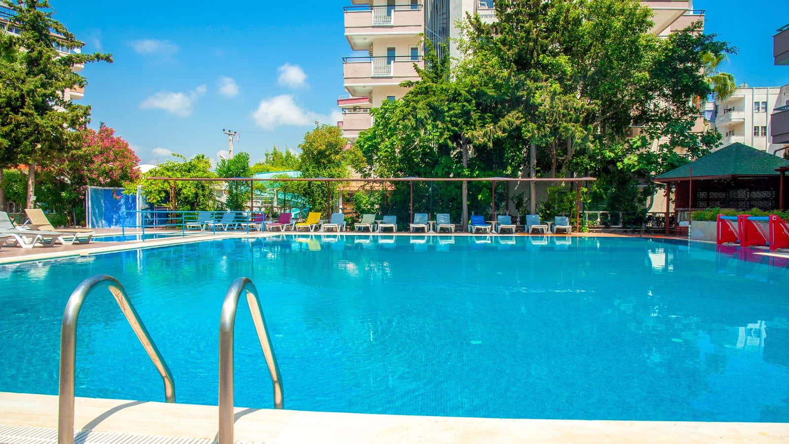 pools-outdoor-pool