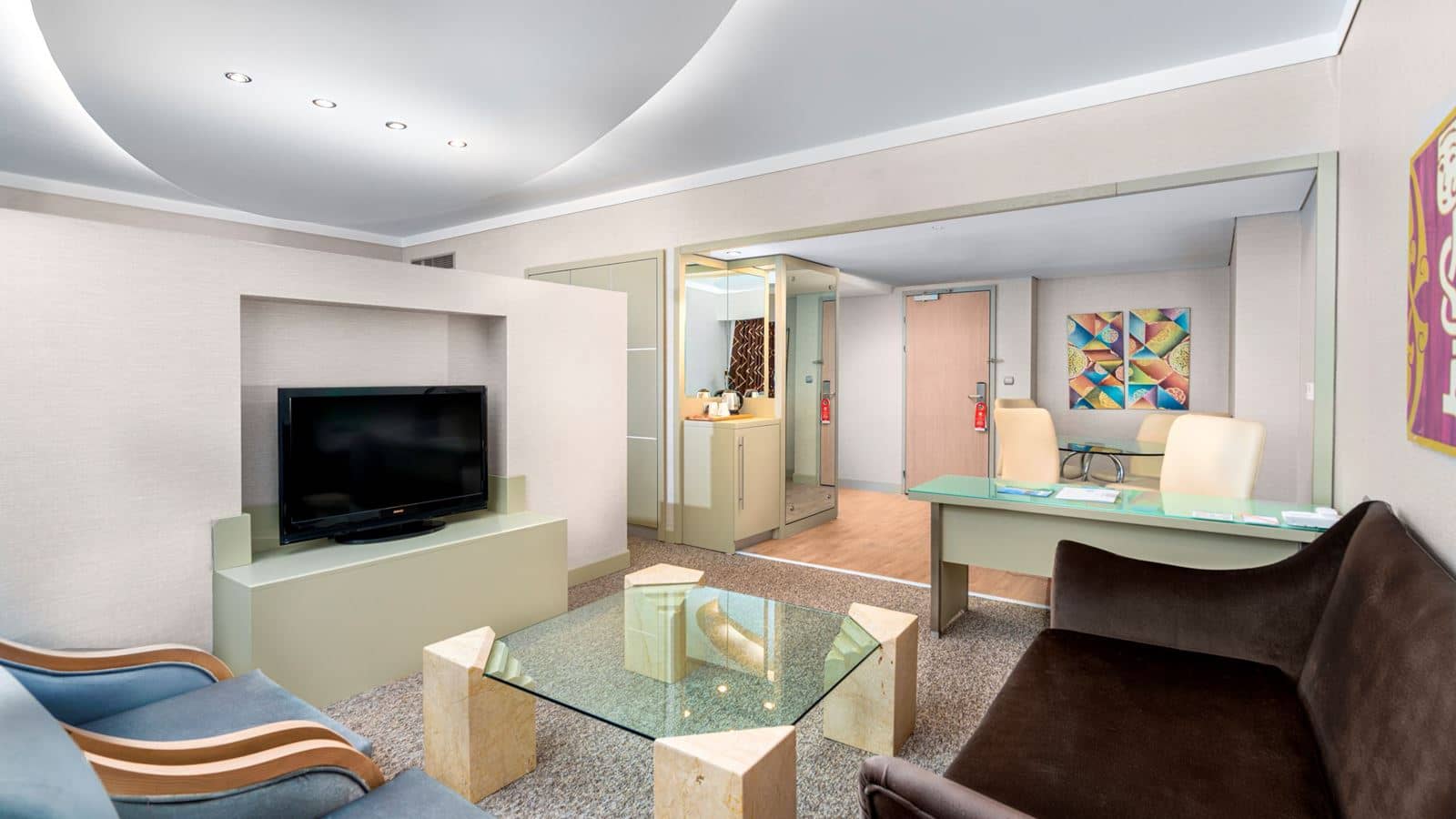 rooms-suite-room