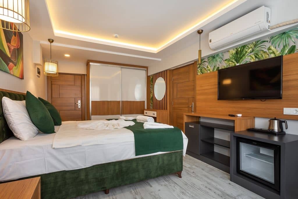 rooms-family-room