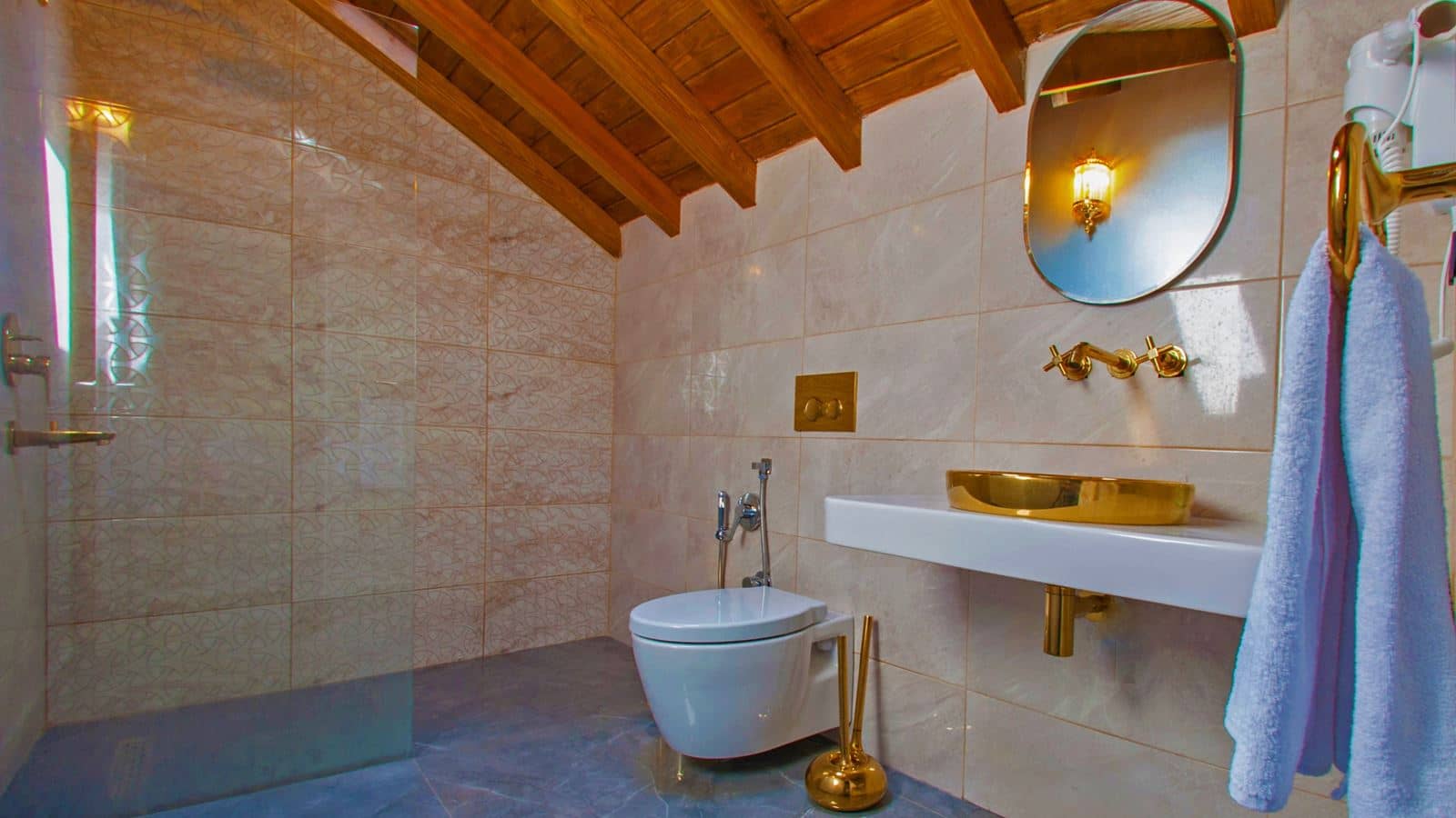 rooms-fourbedroom--superior-villa