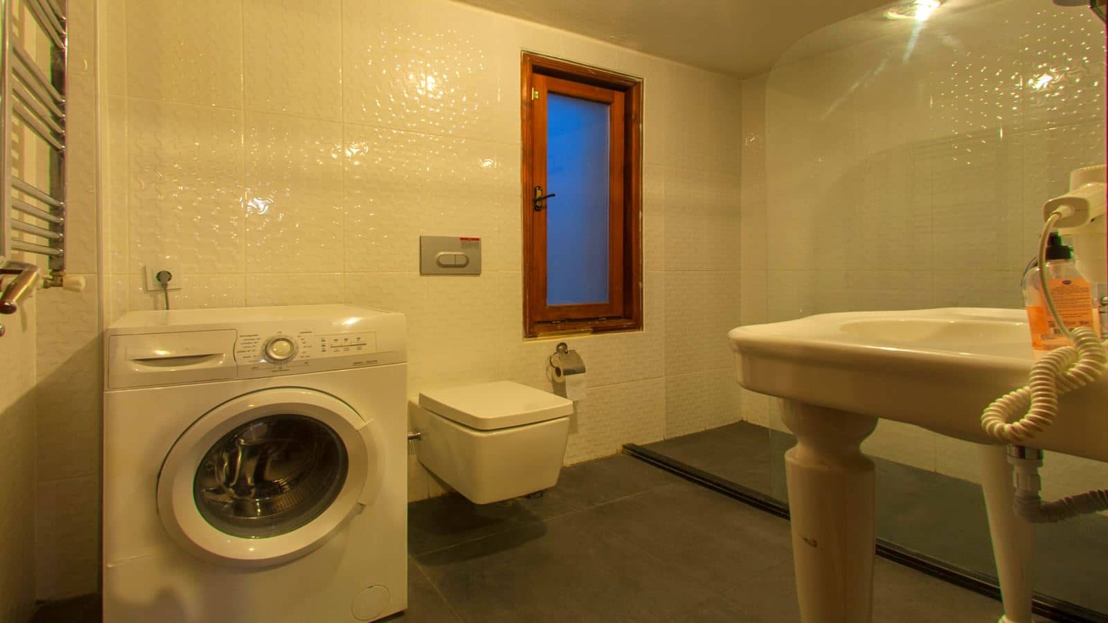 rooms-fourbedroom-country-villa