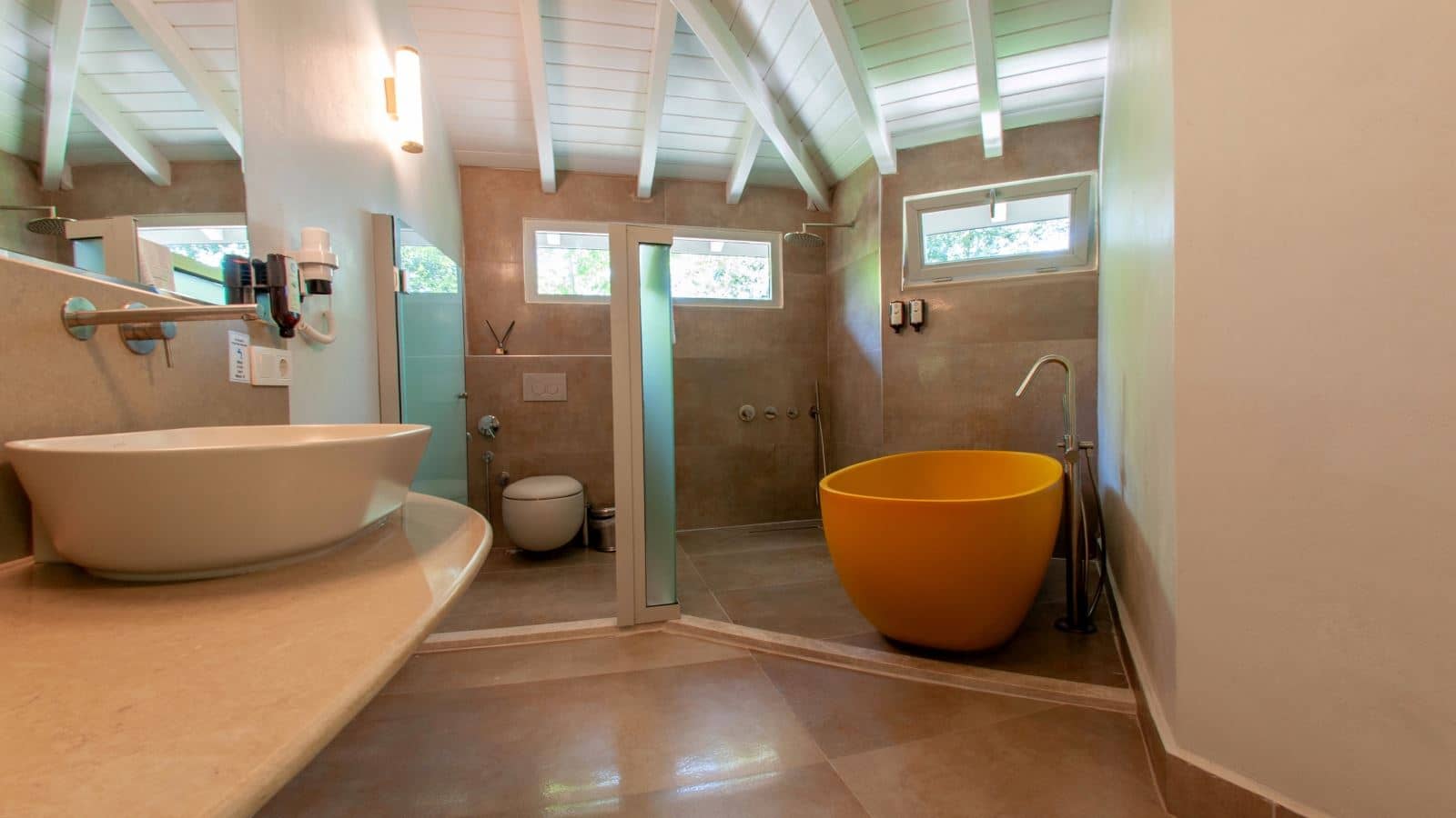 rooms-three-bedroom-luxury-villa