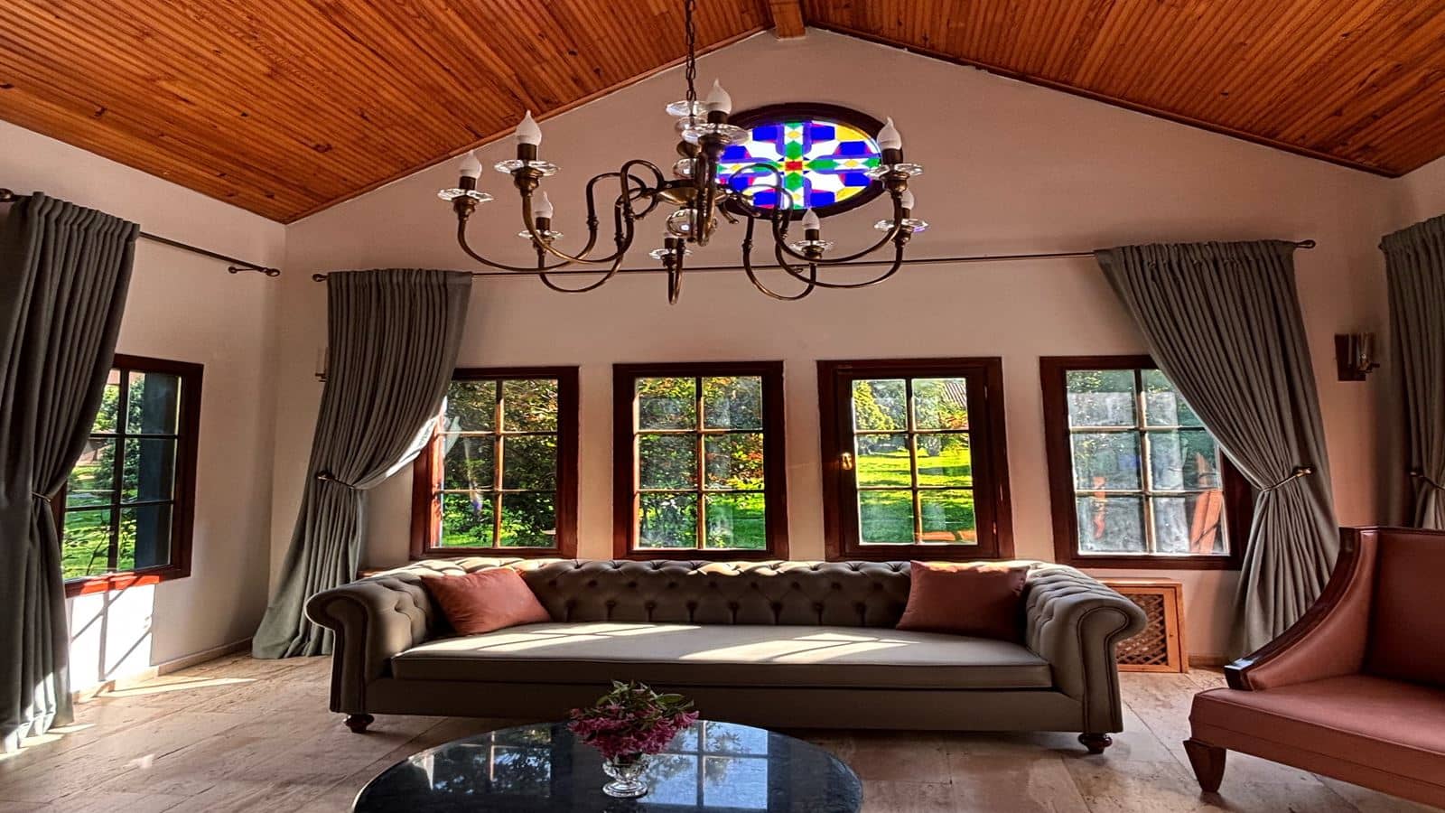 rooms-fourbedroom-country-villa