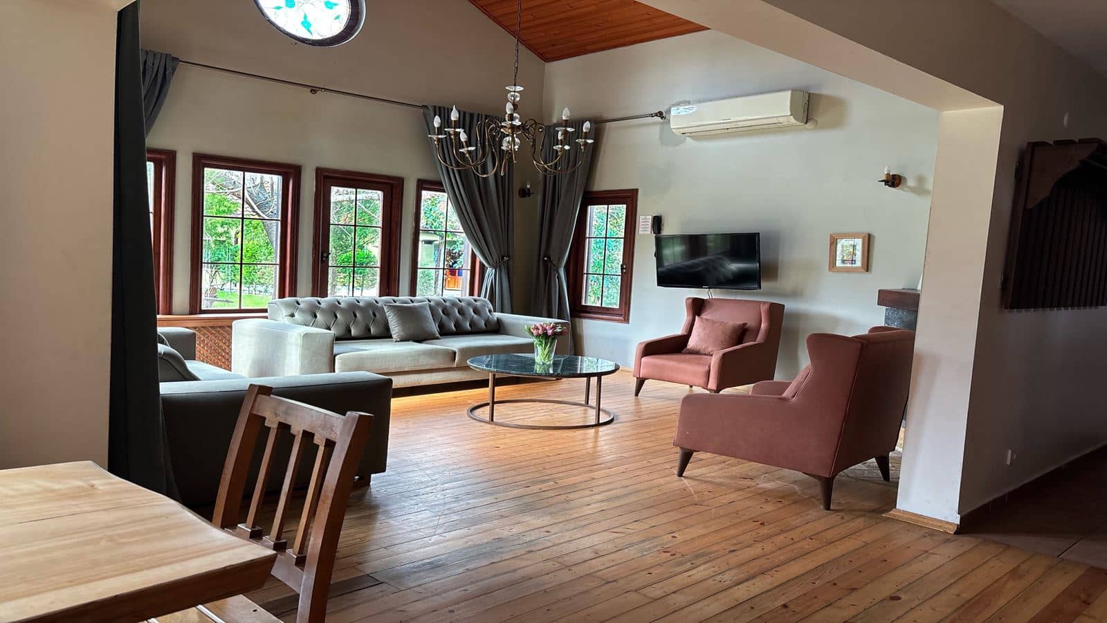 rooms-fourbedroom-country-villa