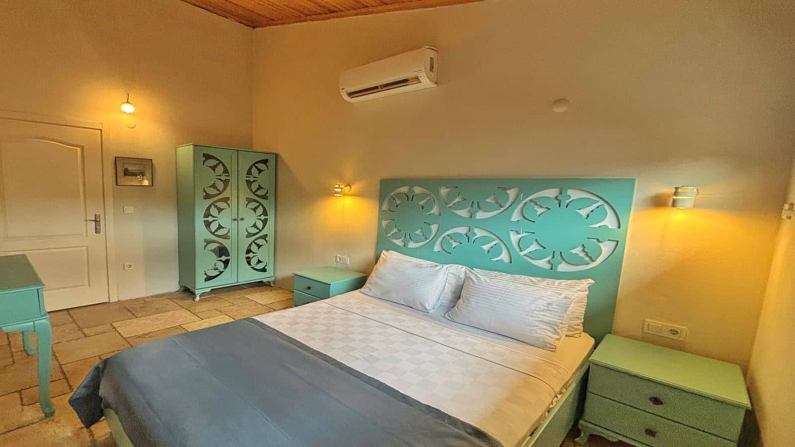 rooms-threebedroom-garden-villa