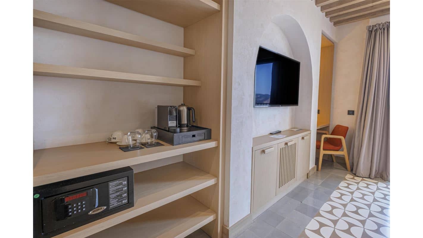 rooms-standard-room--sea-view