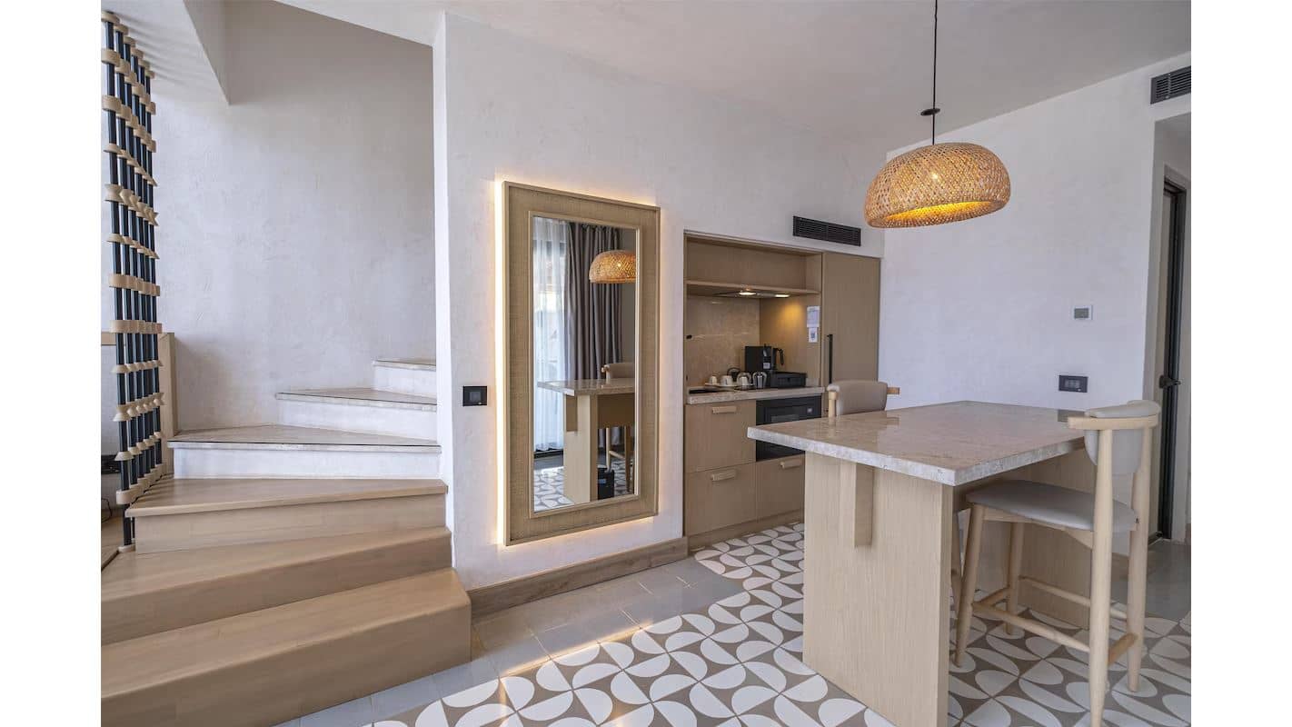 rooms-mezzanine-suite--private-pool