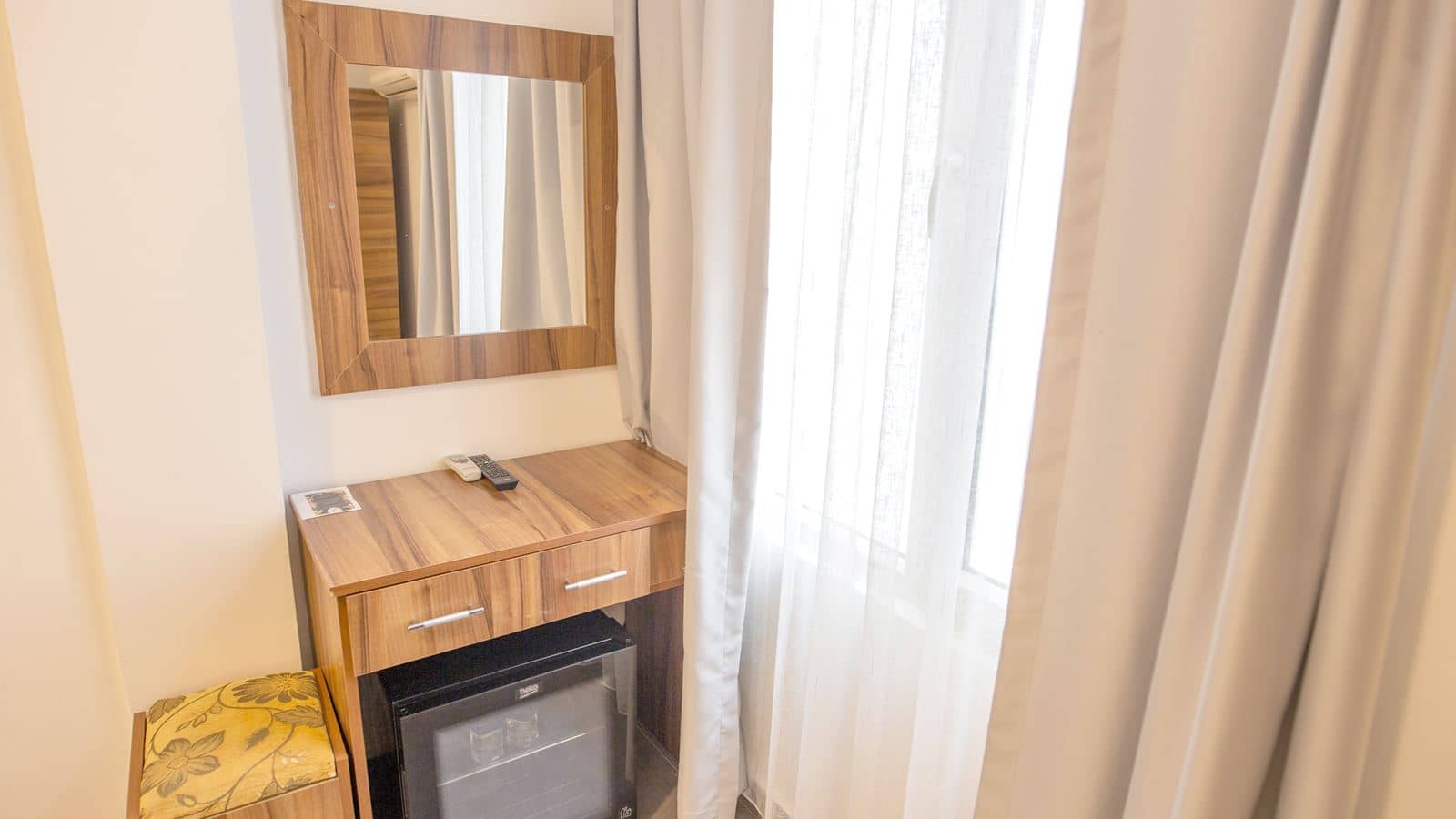 rooms-ekonomik-2-kisilik-oda--kisitli-manzarali
