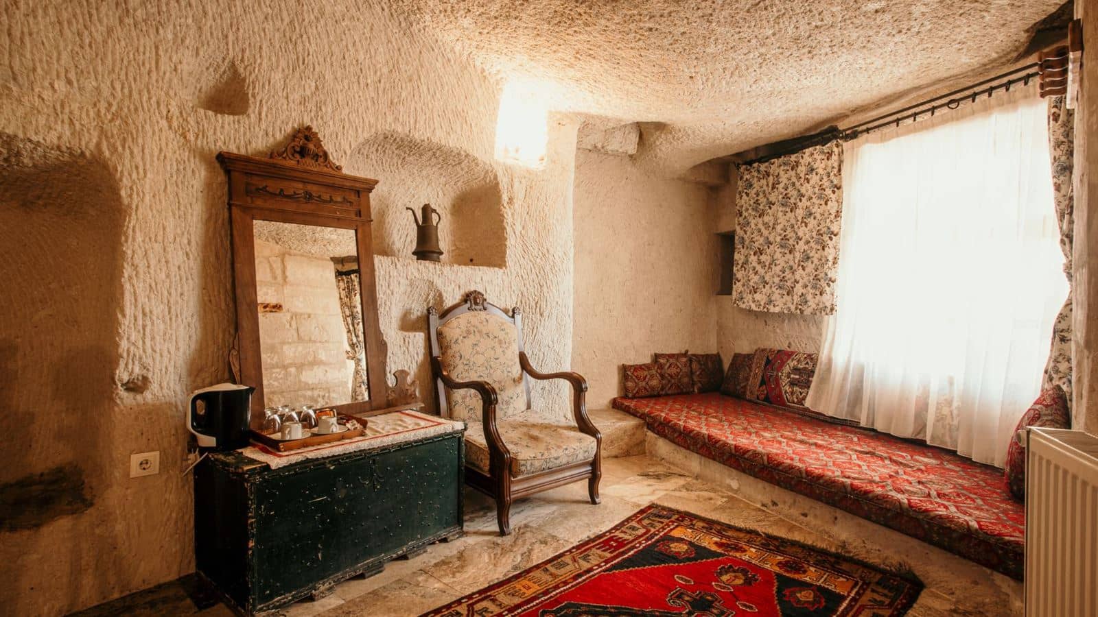 rooms-cave-room