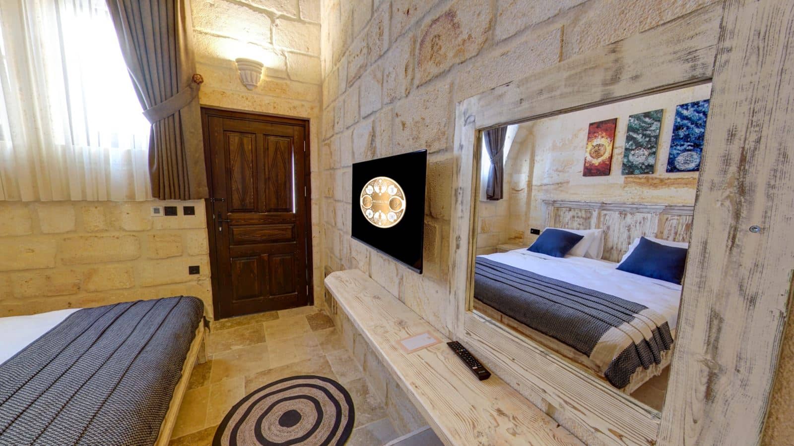 rooms-deluxe-room
