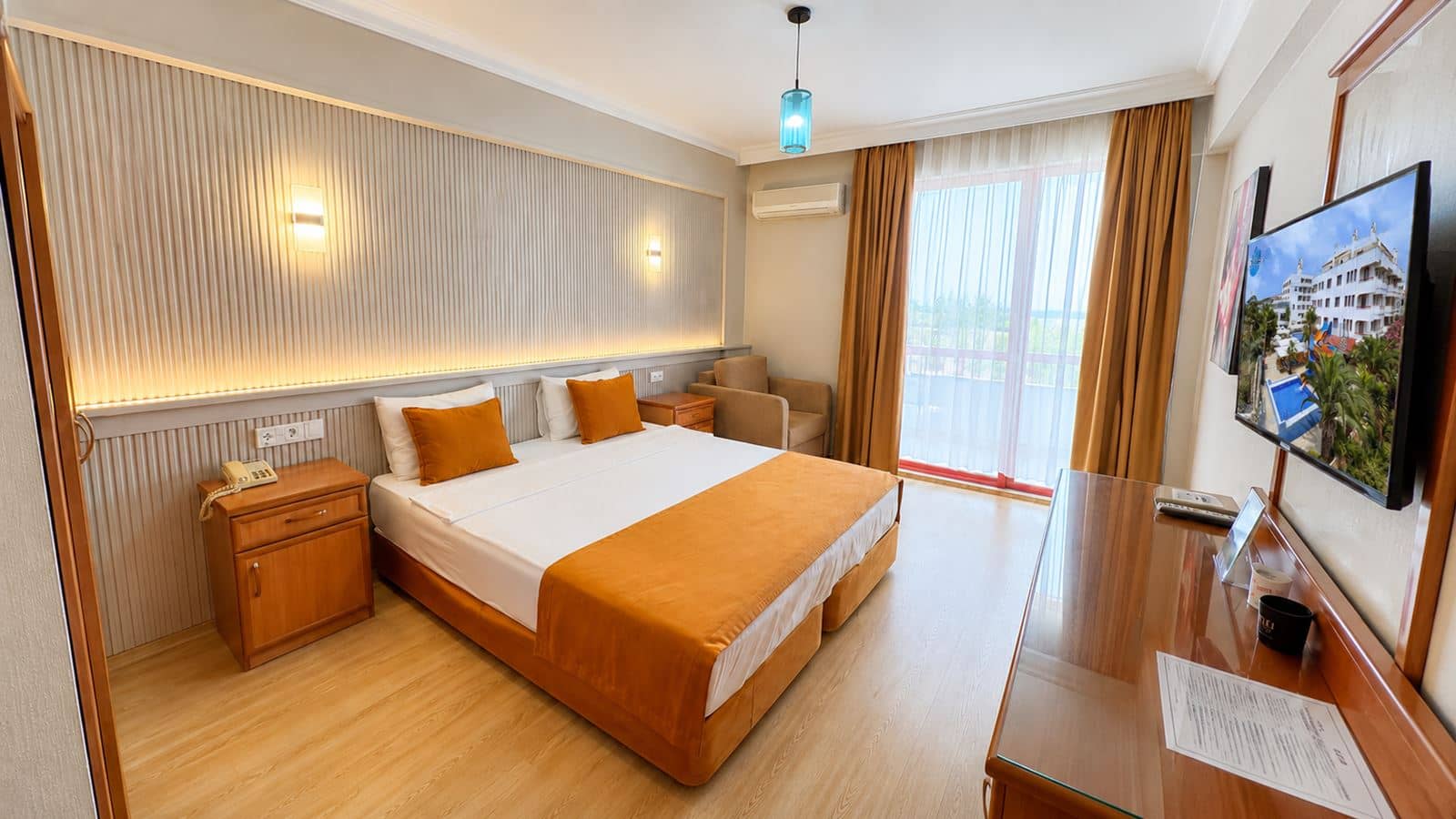 rooms-standard-room-balcony