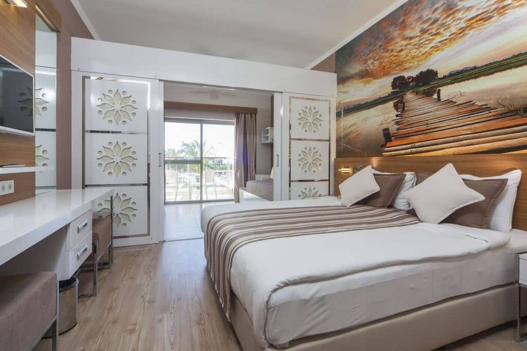 rooms-standard-room