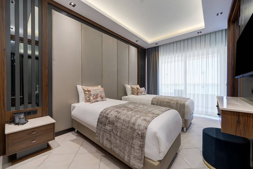 rooms-standard-comfort-room--land-view