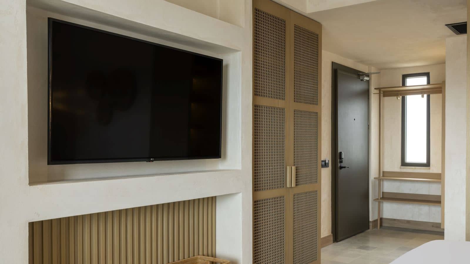 rooms-deluxe-room