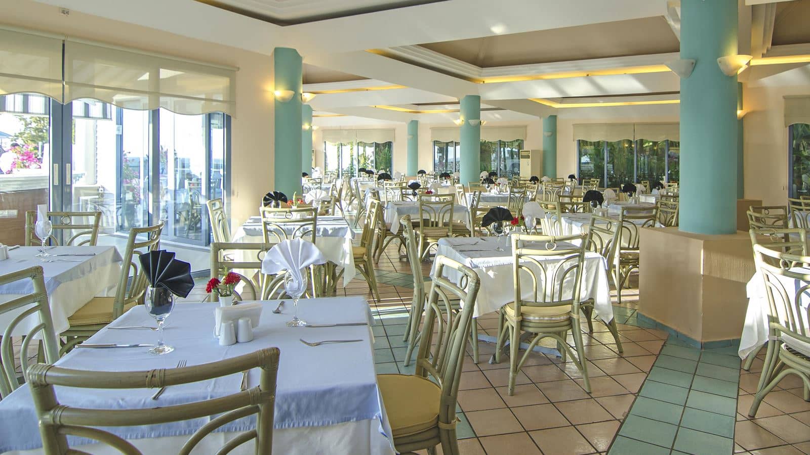 restaurants-aro-restaurant