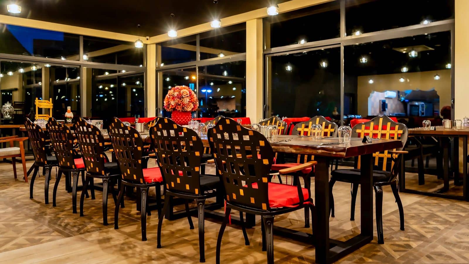 restaurants-main-restourant