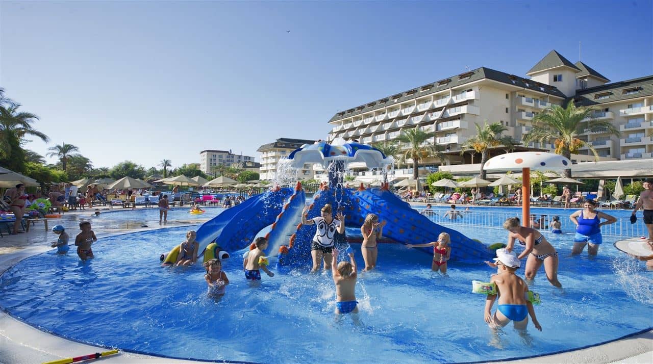 pools-outdoor-childrens-pool